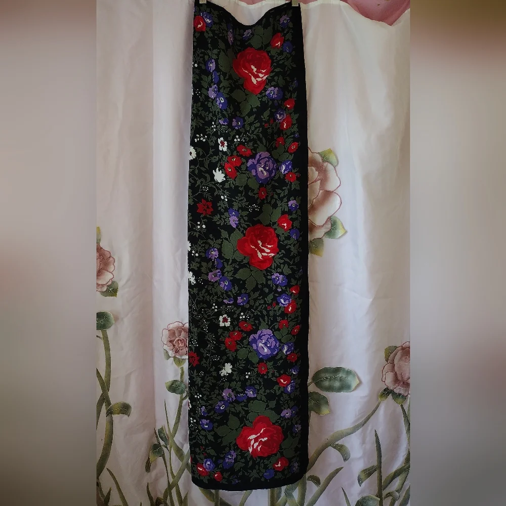 Gibi Roma beutiful floral